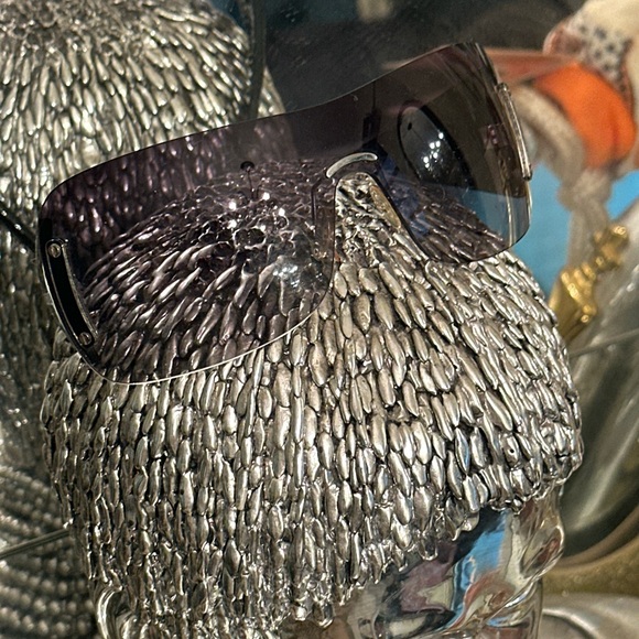 Marc by Marc Jacobs Silver and Black vintage Sunglasses - Picture 1 of 7